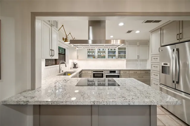 $725,000 | 20404 Doral Drive, Point Blank, TX 77364