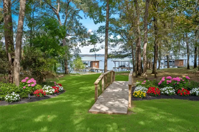 $725,000 | 20404 Doral Drive, Point Blank, TX 77364