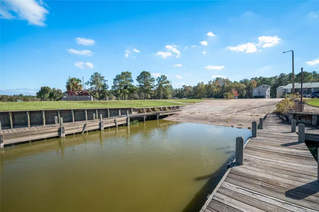 $725,000 | 20404 Doral Drive, Point Blank, TX 77364