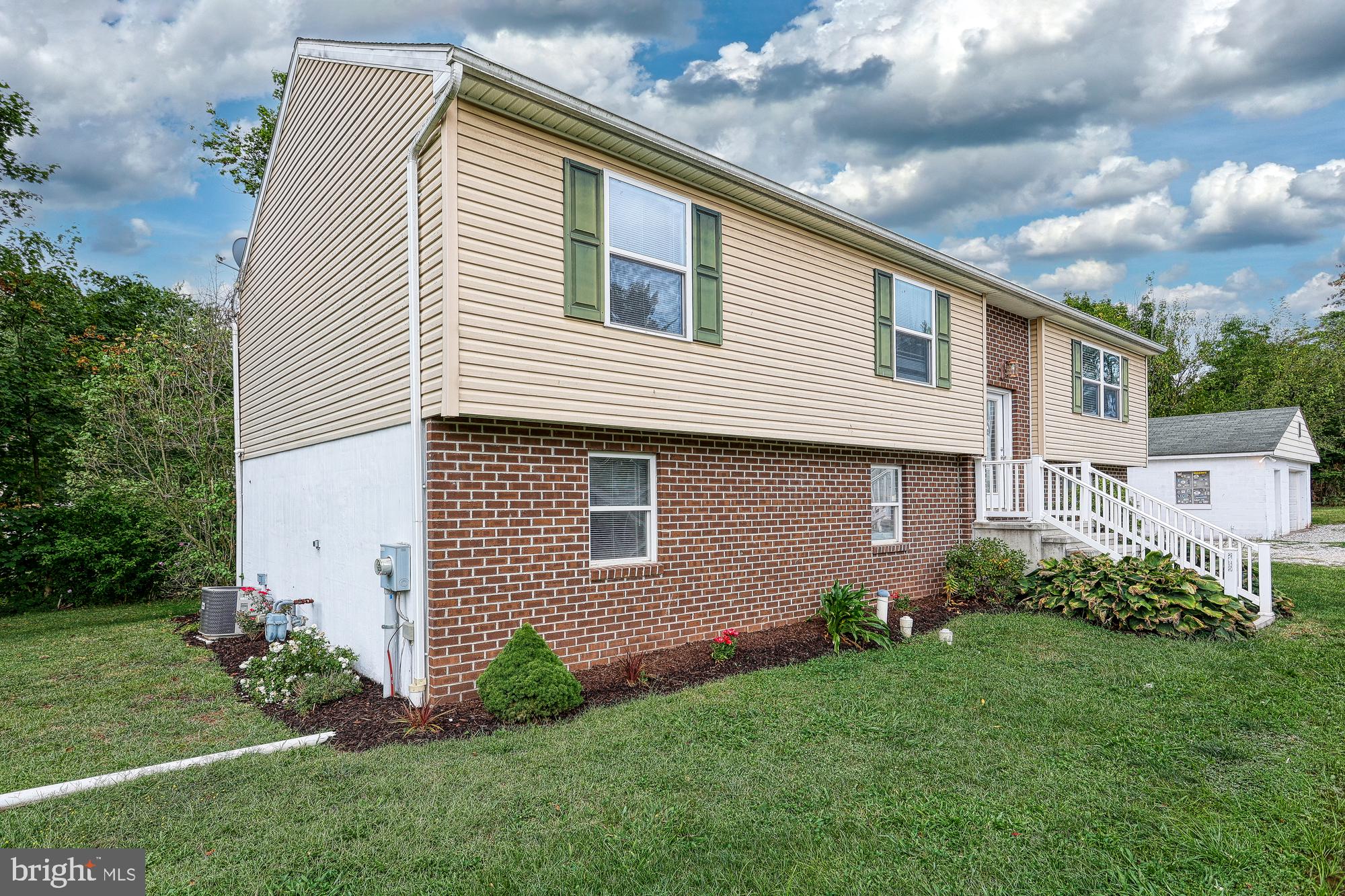 2059 Church Road York, PA 17408 - Photo 3 of 58