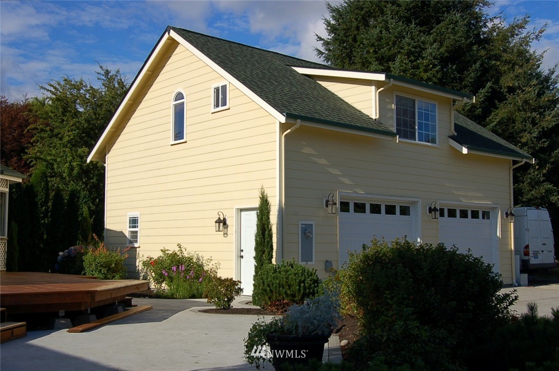 4244 Wiggins Road Southeast Olympia, WA 98501 - Photo 16 of 20 Gallery Image 16