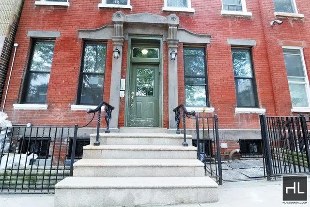 $3,900 | 21 Adelphi Street, Unit 3R | Fort Greene
