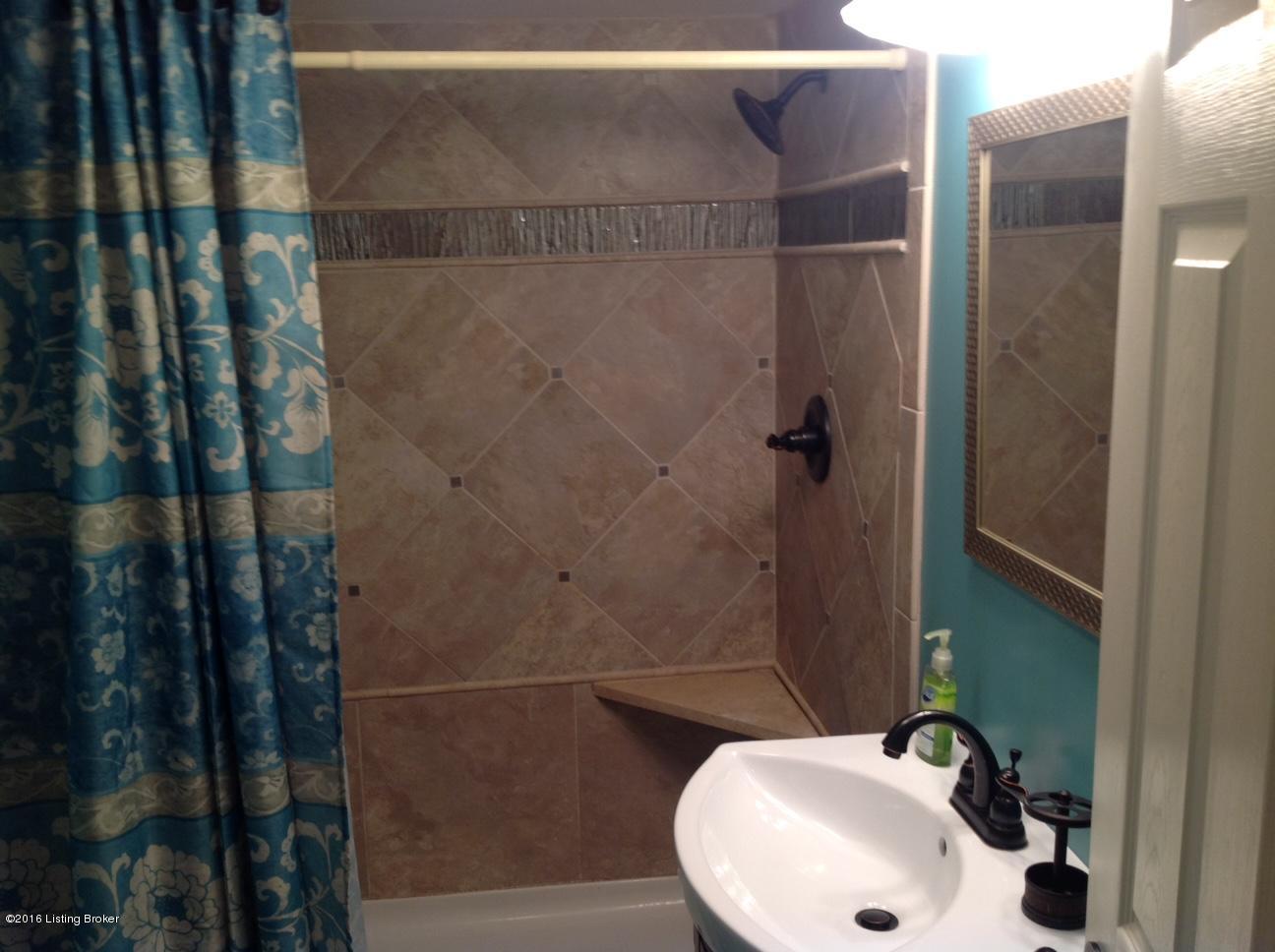 8303 Delido Road Louisville, KY 40219 - Photo 20 of 24 IMG_6136