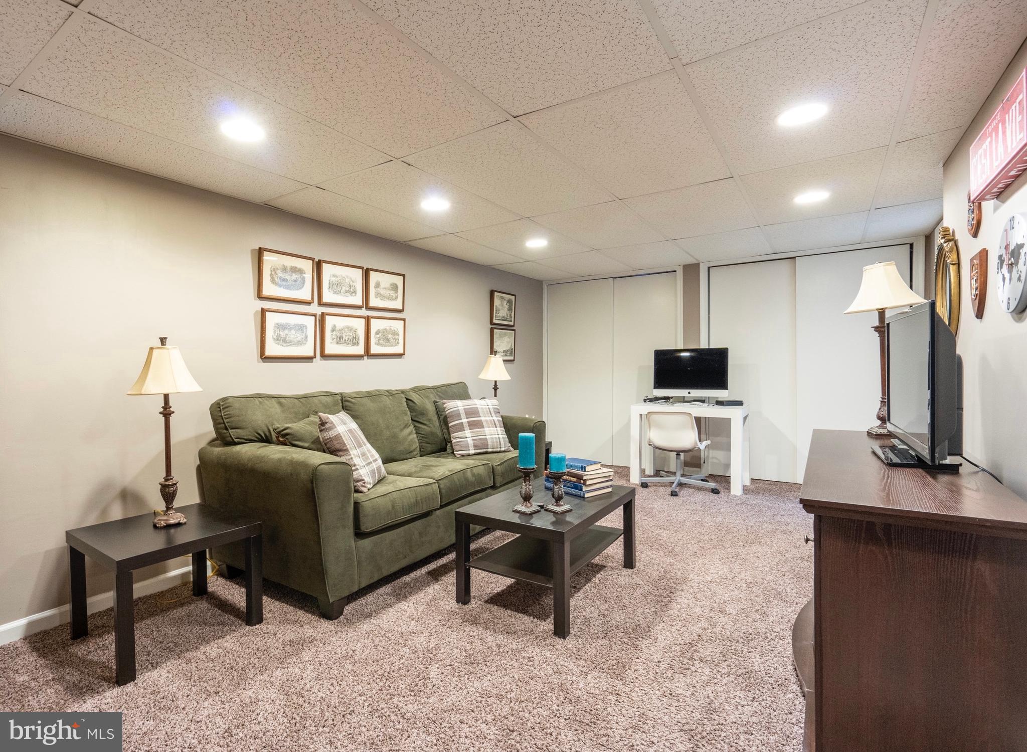 117 Whitemarsh Road Ardmore, PA 19003 - Photo 18 of 38