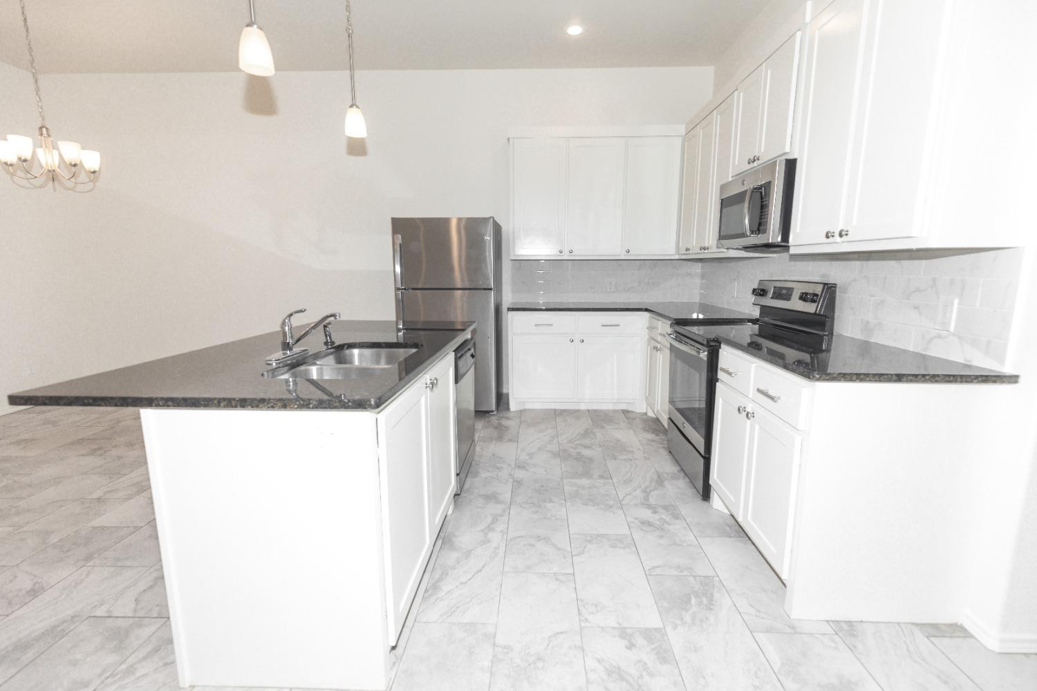 5714 Lehigh Street Lubbock, TX 79416 - Photo 4 of 34 Photo 4