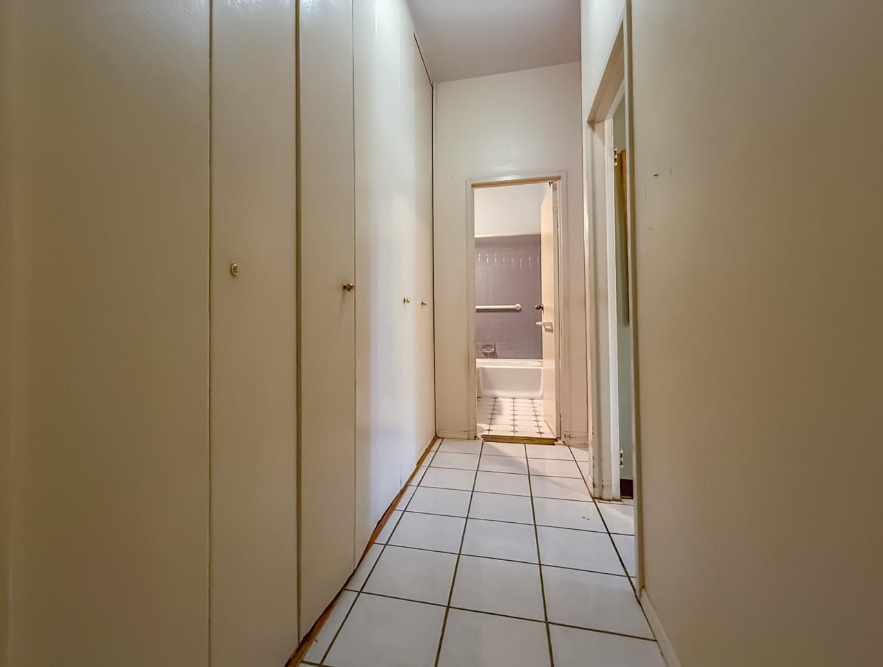 1 Lakeview Drive, Unit LL5 Peekskill, NY 10566 - Photo 12 of 23 a view of a bathroom from a hallway