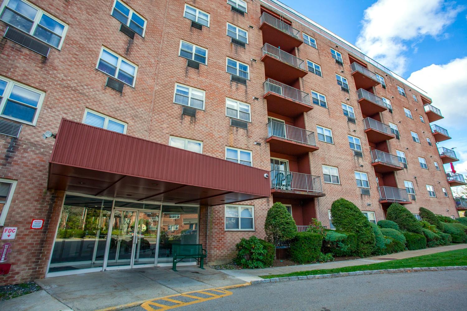 1 Lakeview Drive, Unit LL5 Peekskill, NY 10566 - Photo 3 of 23 a view of building with yard