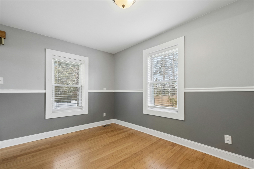 365 Clark Street Gardner, MA 01440 - Photo 11 of 40