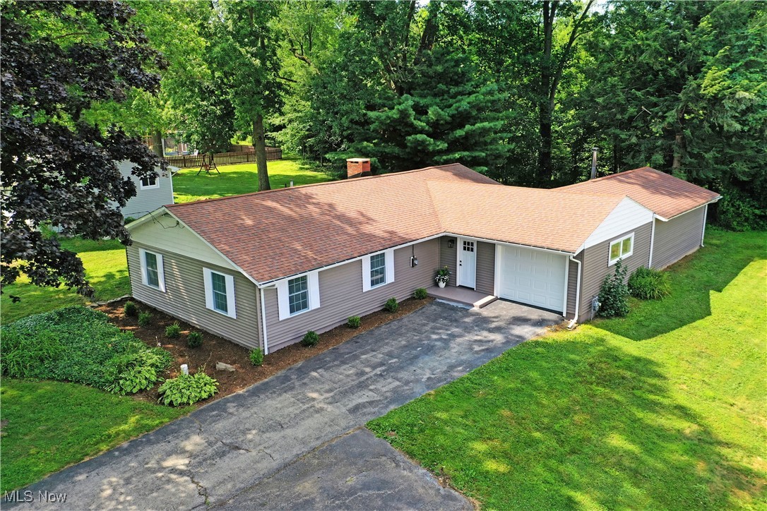 7655 Connelly Road Masury, OH 44438 - Photo 43 of 46 Aerial view of property and surrounding area