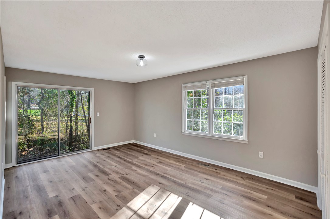 115 Roberts Drive Anderson, SC 29621 - Photo 15 of 29 Gallery Image 15