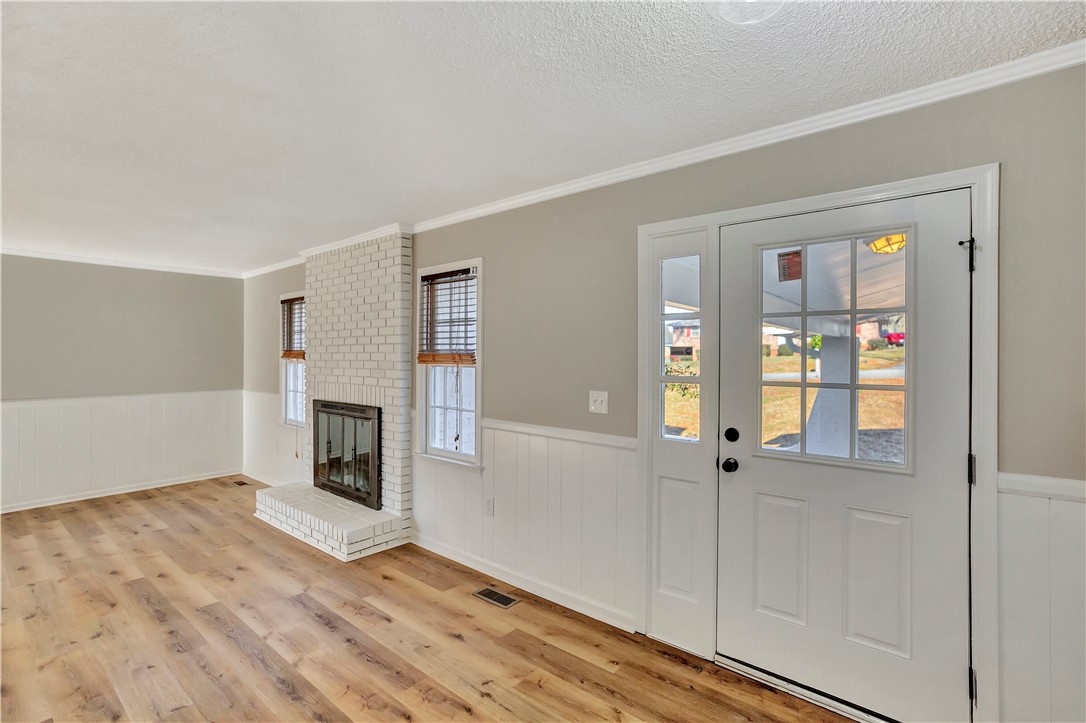 115 Roberts Drive Anderson, SC 29621 - Photo 6 of 29 Gallery Image 6