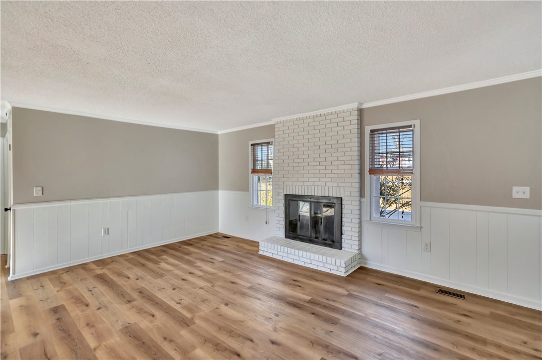 115 Roberts Drive Anderson, SC 29621 - Photo 8 of 29 Gallery Image 8