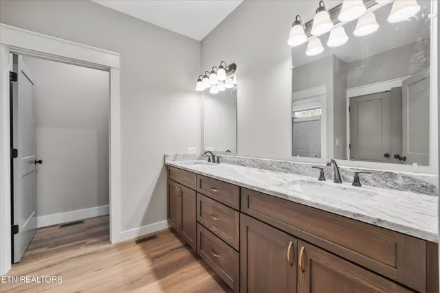 $589,900 | 205 Duval Street, Niota, TN 37826