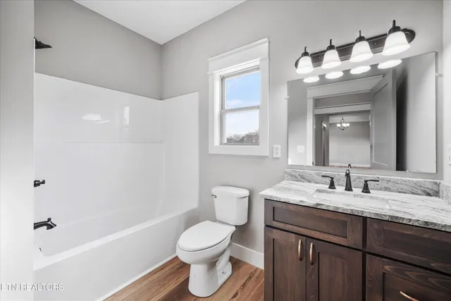 $589,900 | 205 Duval Street, Niota, TN 37826