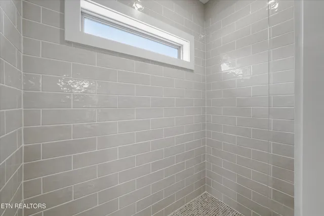 $589,900 | 205 Duval Street, Niota, TN 37826