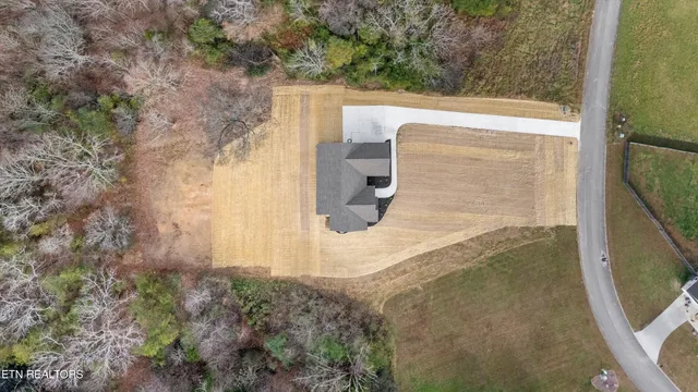 $589,900 | 205 Duval Street, Niota, TN 37826