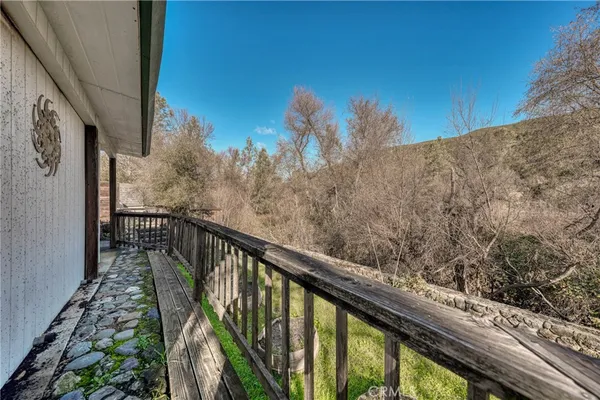 $349,000 | 17730 Pomo Trail, Clearlake Oaks, CA 95423