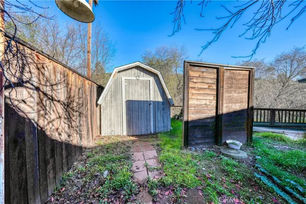 $349,000 | 17730 Pomo Trail, Clearlake Oaks, CA 95423