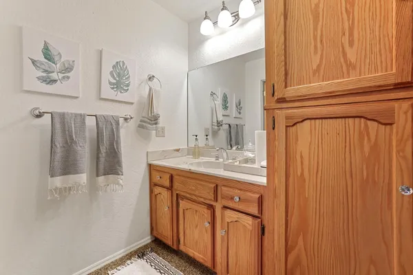 $749,900 | 38443 Red Leaf Lane, Shaver Lake, CA 93664