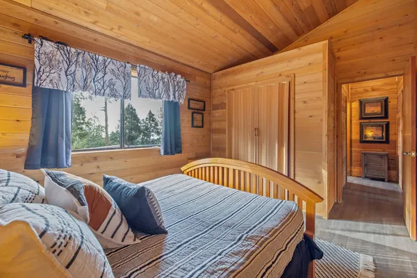 $749,900 | 38443 Red Leaf Lane, Shaver Lake, CA 93664