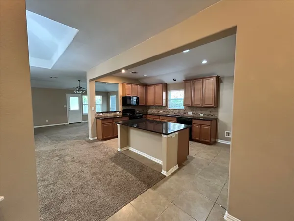 $1,950 | 705 Harwood Drive, San Marcos, TX 78666