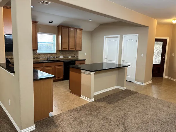 $1,950 | 705 Harwood Drive, San Marcos, TX 78666