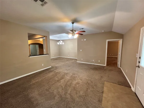 $1,950 | 705 Harwood Drive, San Marcos, TX 78666