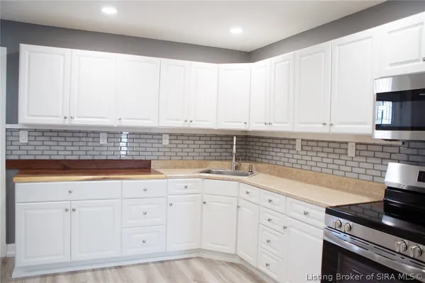 $174,900 | 1343 Beeler Street, New Albany, IN 47150