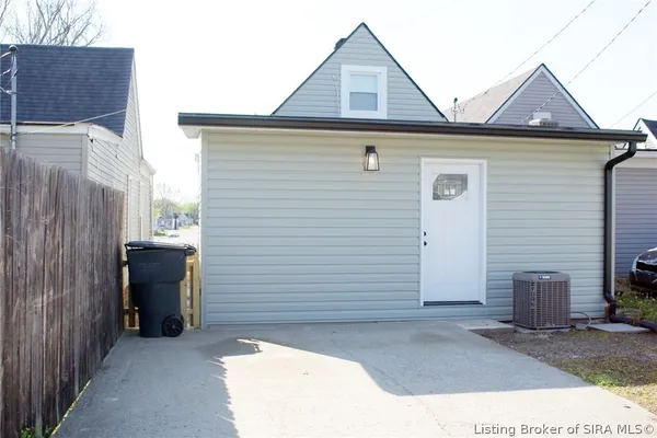 $174,900 | 1343 Beeler Street, New Albany, IN 47150