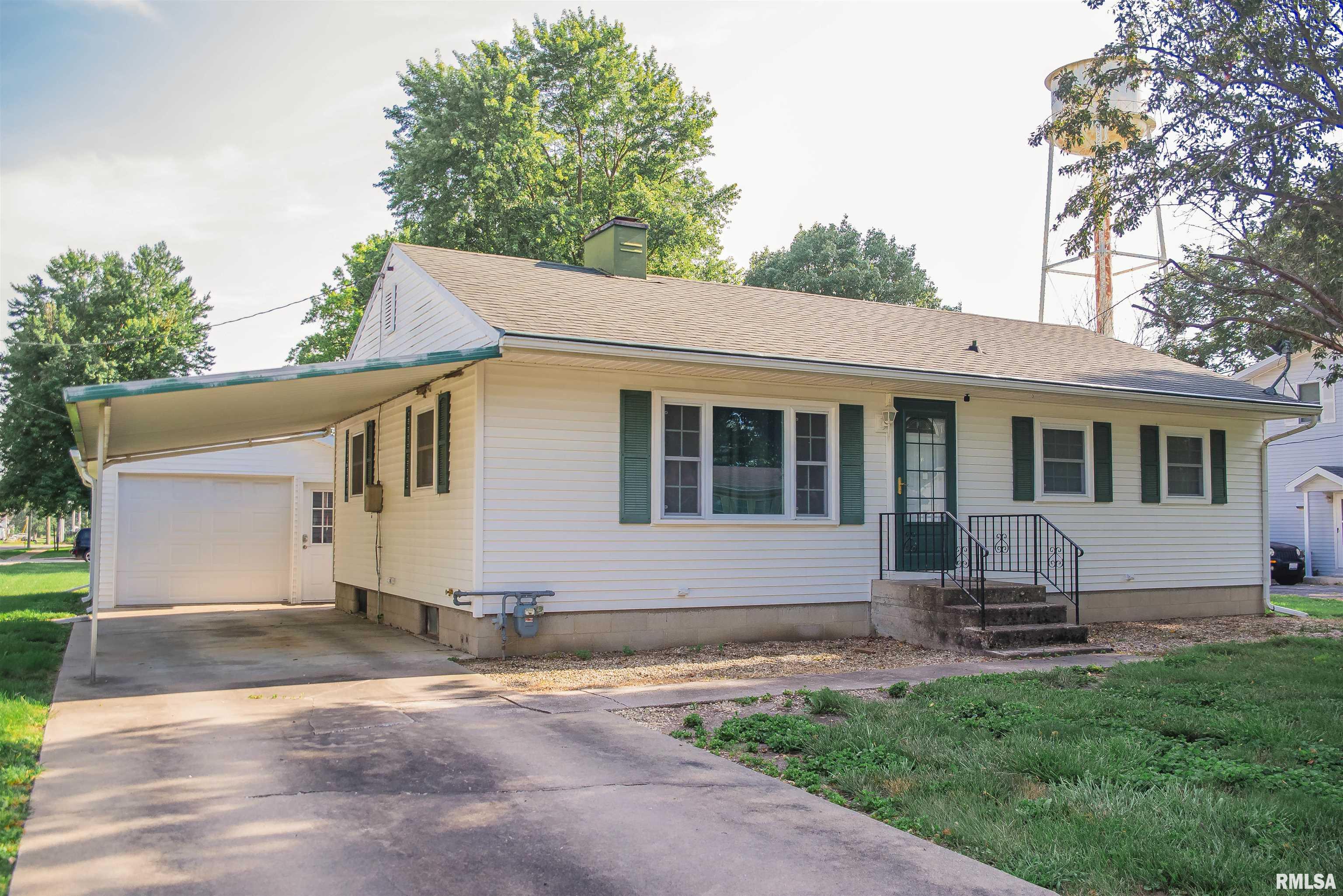 211 East Prairie Street Camp Point, IL 62320 - Photo 1 of 11 Gallery Image 1