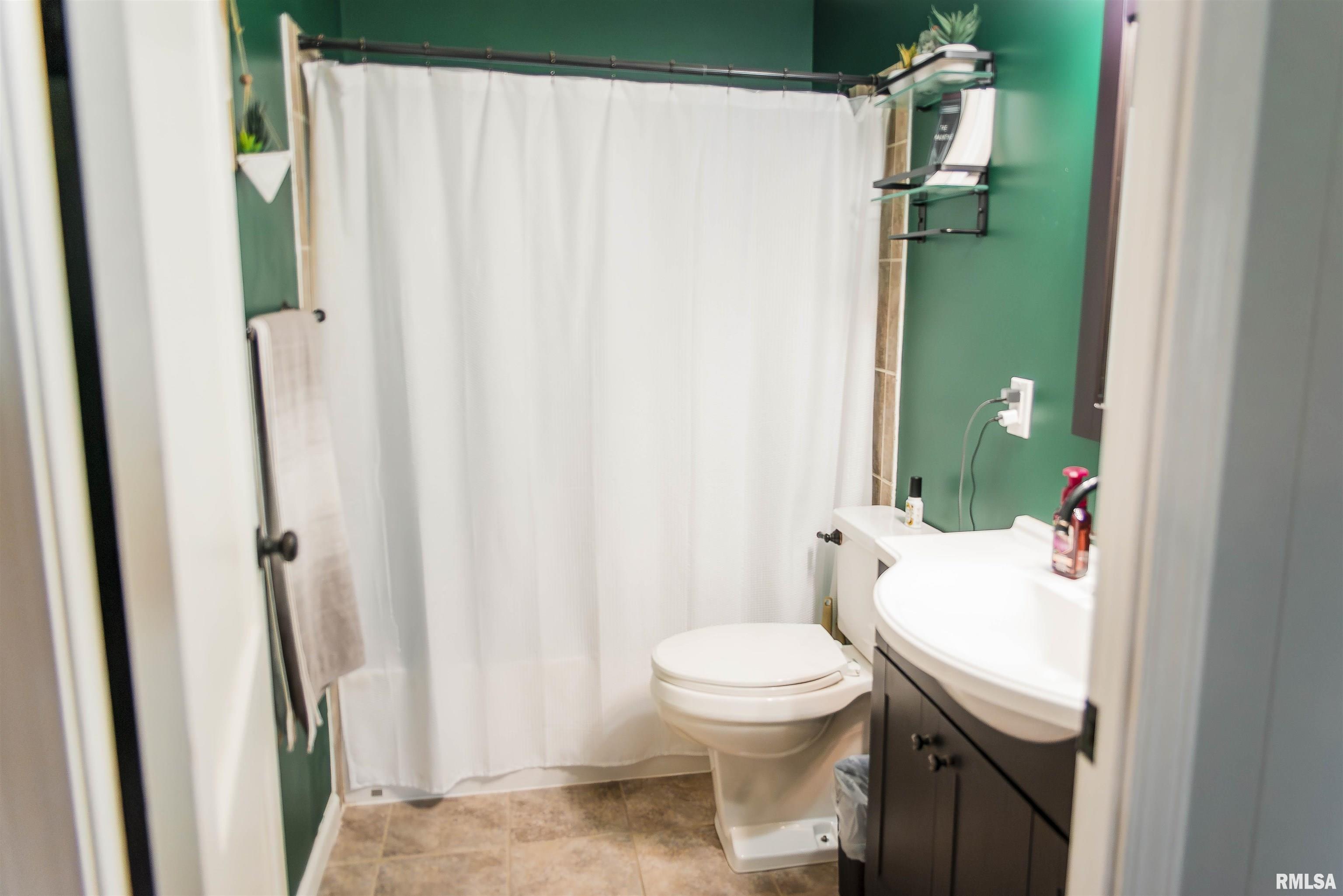 211 East Prairie Street Camp Point, IL 62320 - Photo 10 of 11 Gallery Image 10