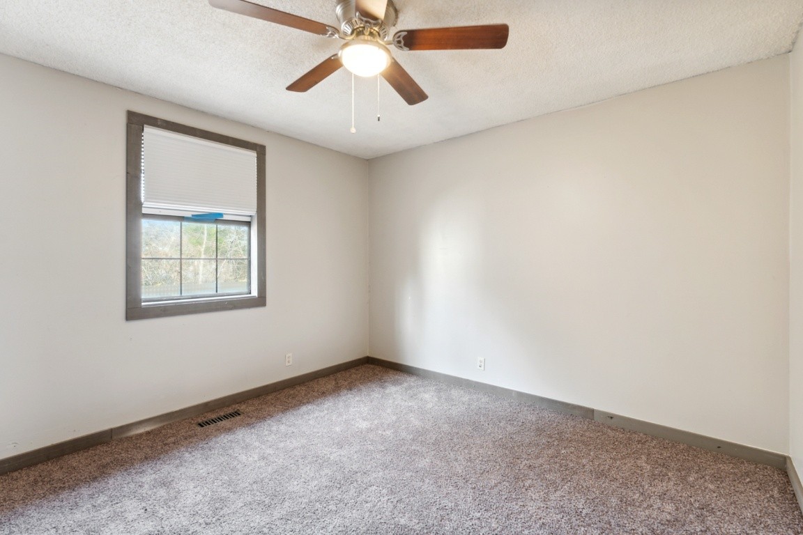1318 Tulip Grove Road Hermitage, TN 37076 - Photo 17 of 22 Gallery Image 17