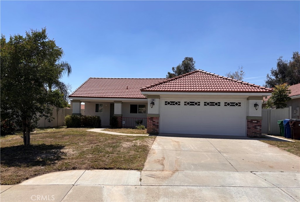 7784 Chanticleer Road Highland, CA 92346 - Photo 2 of 24