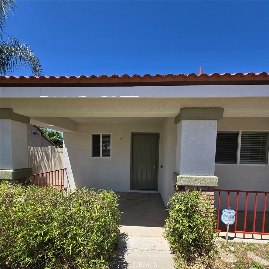 7784 Chanticleer Road Highland, CA 92346 - Photo 3 of 24