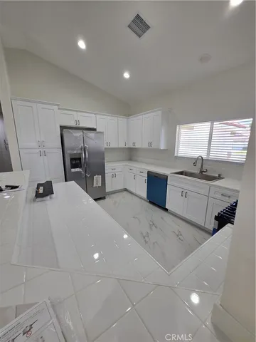 $3,000 | 7784 Chanticleer Road, Highland, CA 92346