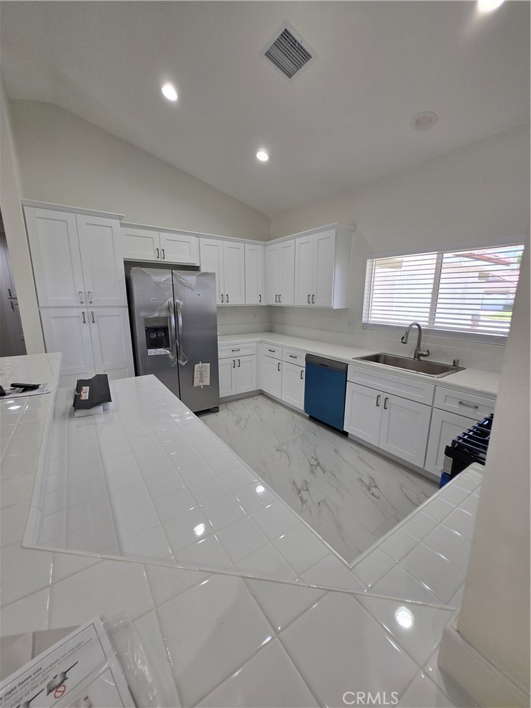 7784 Chanticleer Road Highland, CA 92346 - Photo 9 of 24