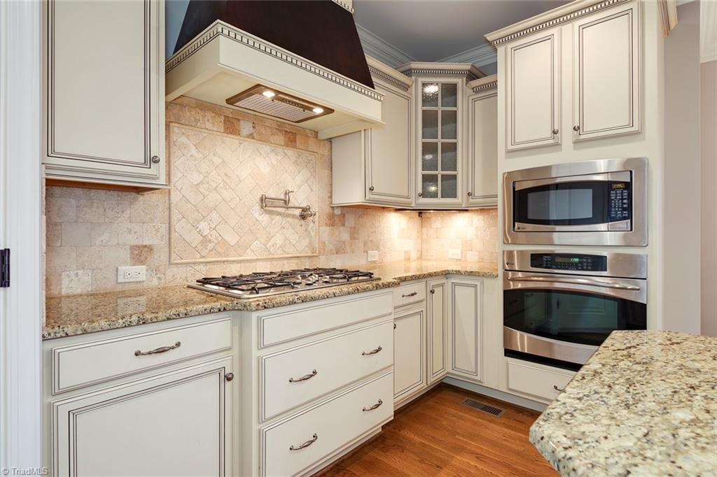 5811 Bison Drive Oak Ridge, NC 27310 - Photo 6 of 30