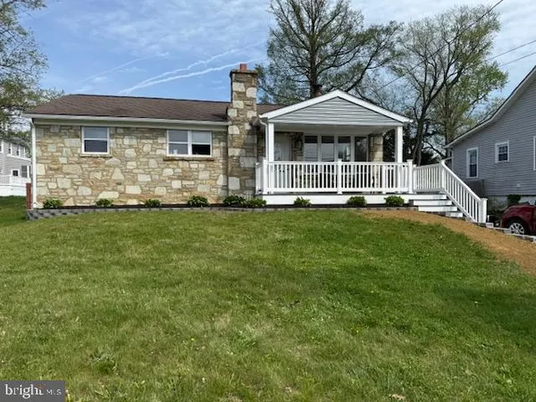 $399,999 | 25 North Coles Avenue, Maple Shade, NJ 08052