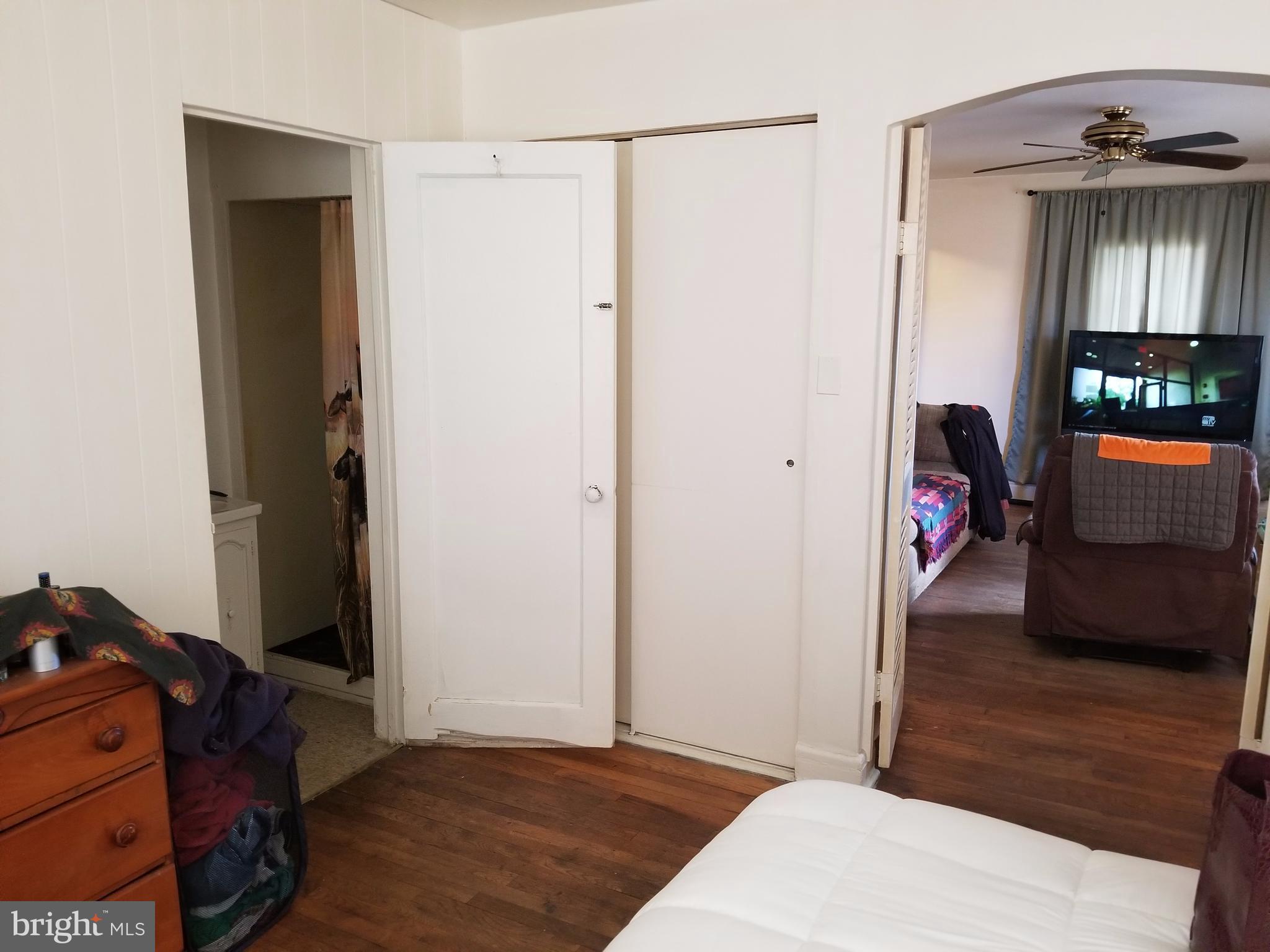 8525 Chestnut Oak Road Parkville, MD 21234 - Photo 16 of 30 1st floor apartment
