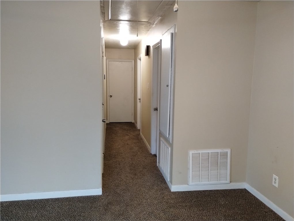 707 Andrews Road Opelika, AL 36801 - Photo 8 of 17 Gallery Image 8