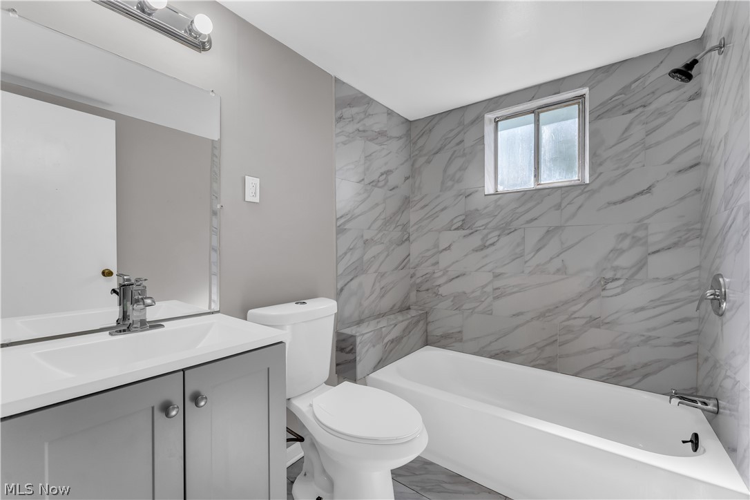 2537 Noble Road, Unit 201 Cleveland Heights, OH 44121 - Photo 18 of 23