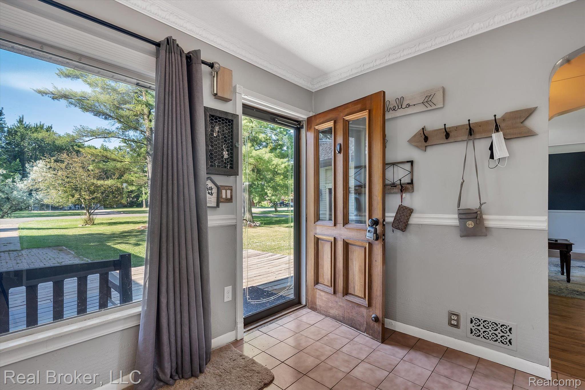 21420 Superior Road Taylor, MI 48180 - Photo 10 of 50 Gallery Image 10