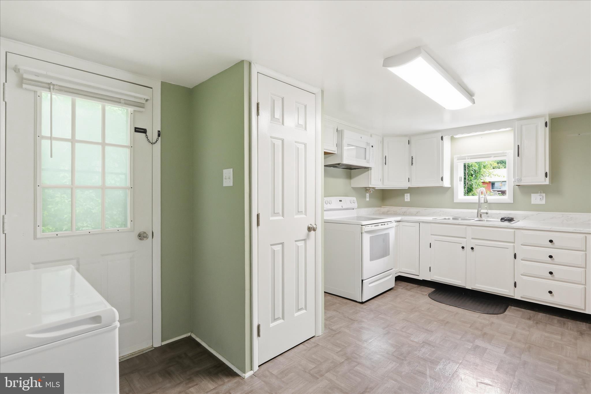 21434 Greenbrier Road Boonsboro, MD 21713 - Photo 10 of 34