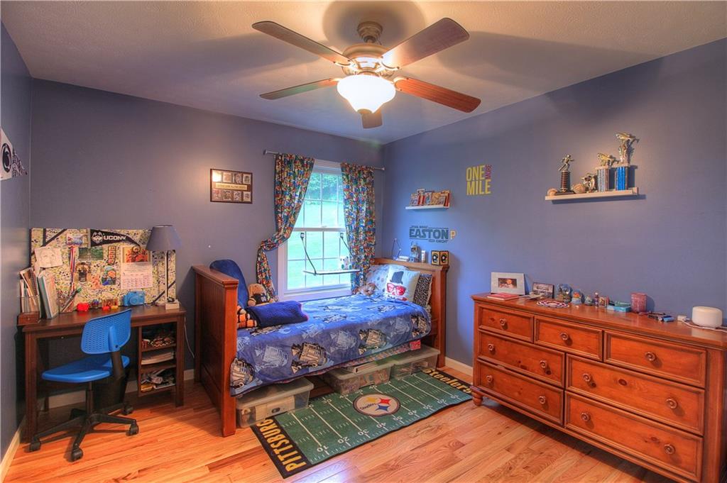 569 Leeper Road Georgetown, PA 15043 - Photo 17 of 25 Bedroom 3 very spacious with large closet!