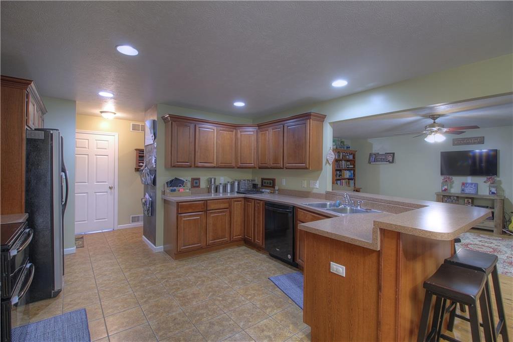 569 Leeper Road Georgetown, PA 15043 - Photo 9 of 25 Large kitchen with plenty of cabinet space!