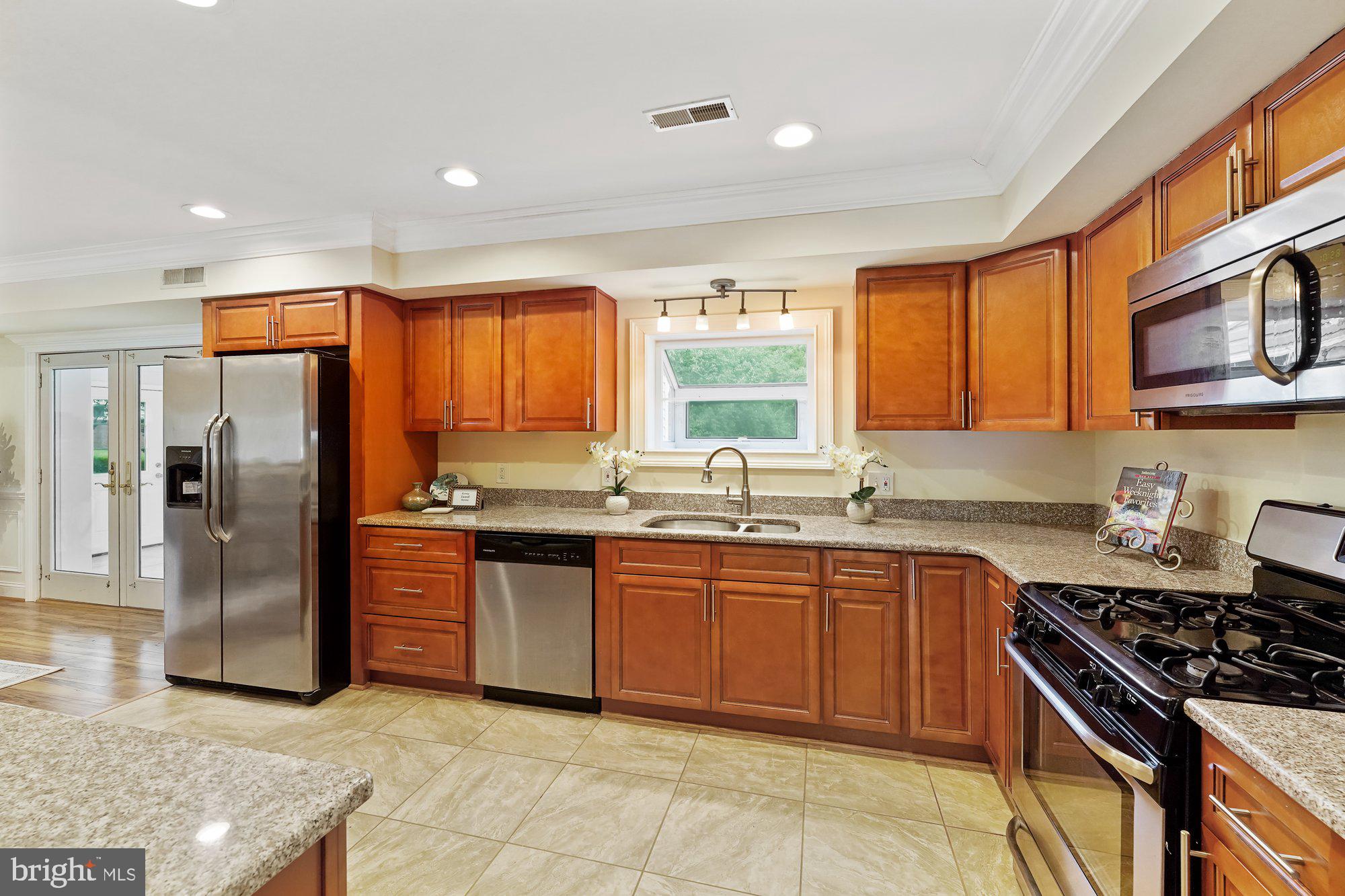 1914 Shipley Road Wilmington, DE 19803 - Photo 8 of 21 Granite countertops & stainless steel appliances