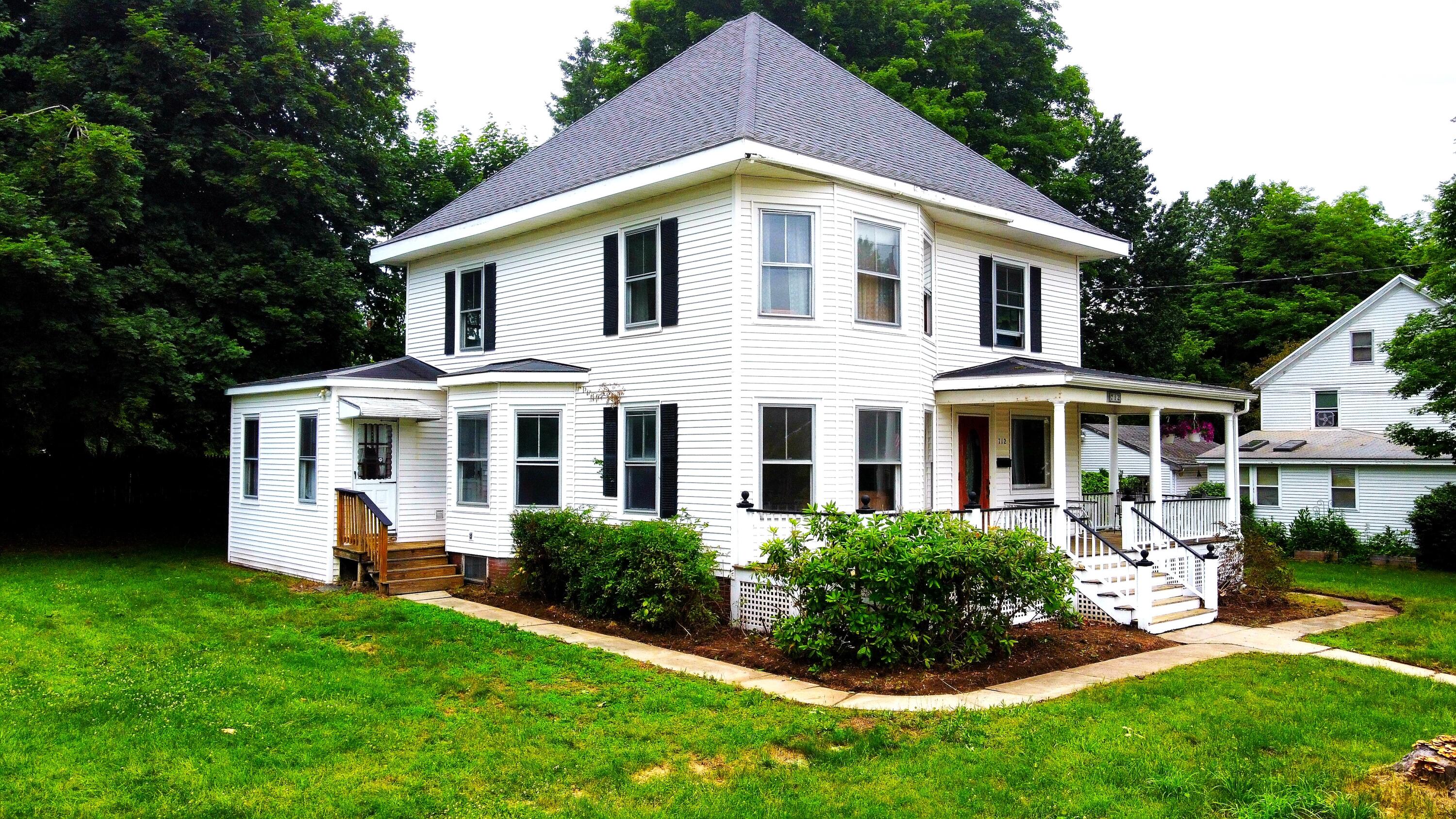 712 Gray Road Gorham, ME 04038 - Photo 1 of 38 87