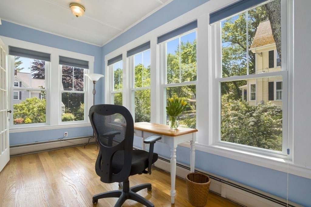27 Hillcrest Road Reading, MA 01867 - Photo 12 of 39 Gallery Image 12