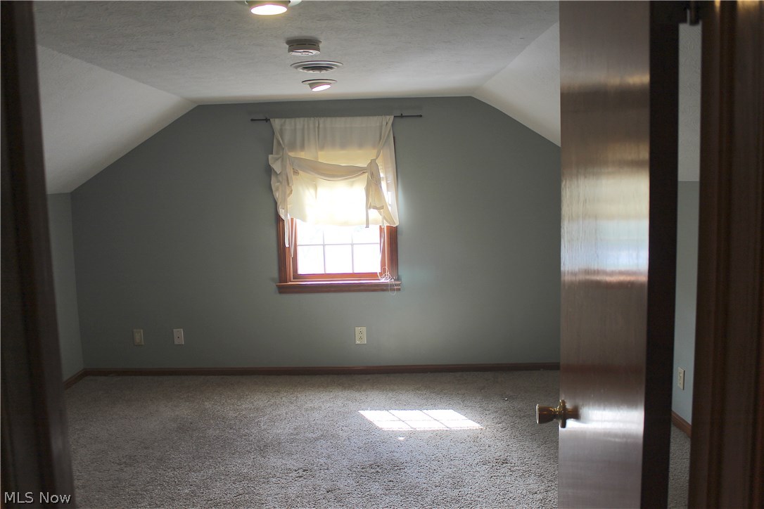 32080 Cook Road North Ridgeville, OH 44039 - Photo 8 of 15