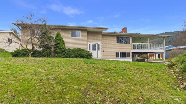 $385,000 | 12686 Laqa Avenue, Orofino, ID 83544